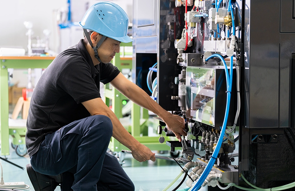 超精密加工機の点検・メンテナンス